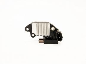 Реле-регулятор генератора со щетками Geely MK/MK2/MK Cross KLM KLM AutoParts. Артикул: 1106010347