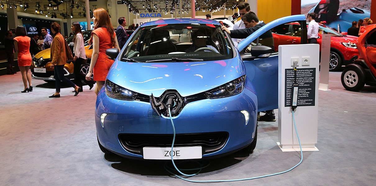 Китай эксплуатирует более миллиона гибридных авто и электрокаров. Фото 1